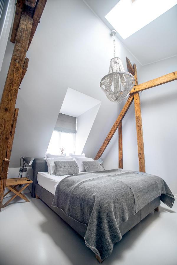 Wilda Nova Apartment